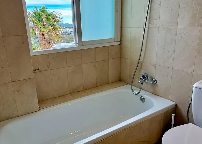 Apartman Penthouse With Panoramic Sea Views And Free Parking