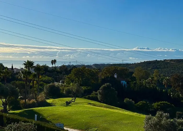 Penthouse With Panoramic Sea Views And Free Parking * Estepona