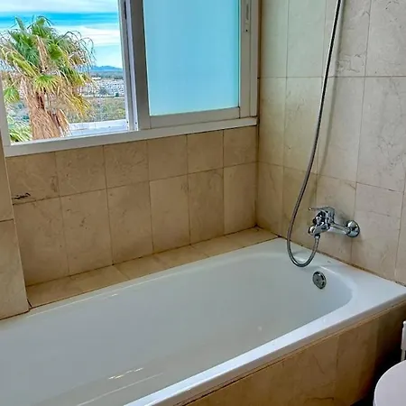 Apartamento Penthouse With Panoramic Sea Views And Free Parking