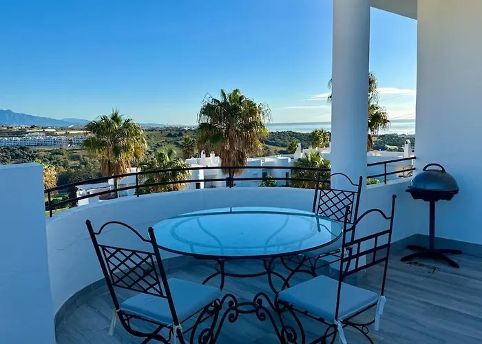 Penthouse With Panoramic Sea Views And Free Parking * Estepona